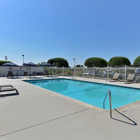 Motel 6-Vista, Ca ภายนอก รูปภาพ